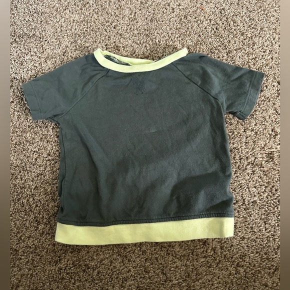 Short sleeve top and shorts set for baby - Picture 3 of 5